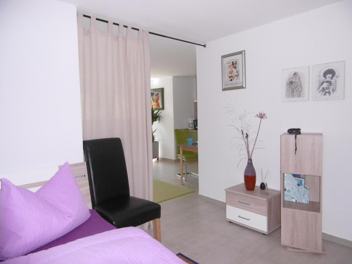 Ferienwohnungen Moritz Riechheim Экстерьер фото